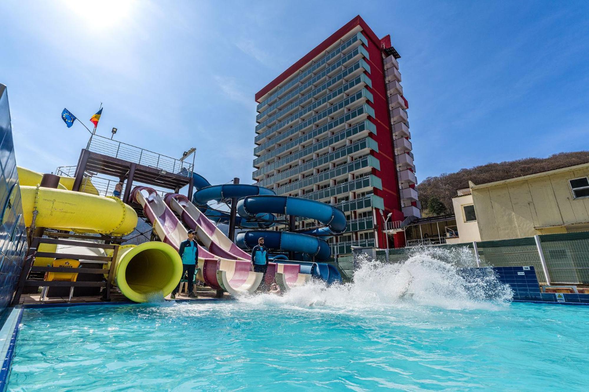 Hotel Complex Balnear Cozia - Corp Caciulata Călimăneşti Exterior foto